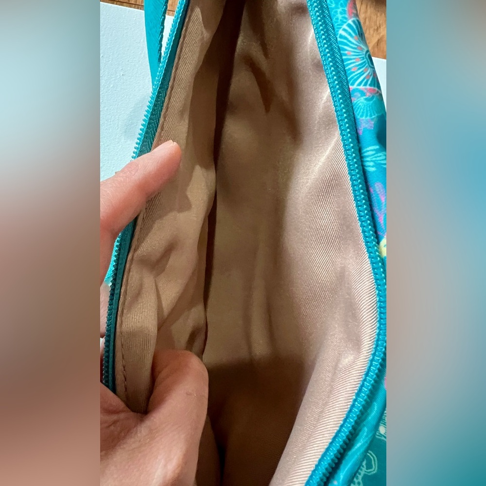 Sakroots On The Go Sling Backpack Eco Twill Deep Teal Seascape - Picture 7 of 10
